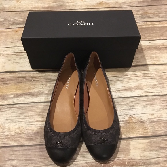 Coach Shoes - 🆕Coach Chelsea Signature flats gray/black size 9